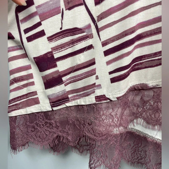 LOGO by Lori Goldstein Purple Cream Printed Top with Lace Hem and Pockets - Picture 8 of 9